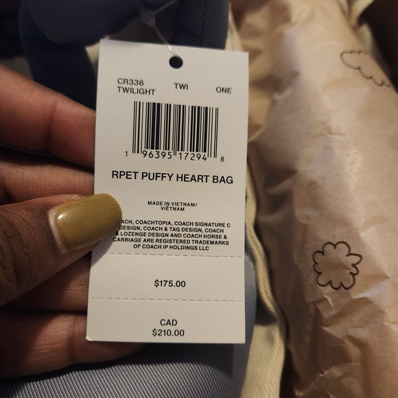 Coach Coachtopia Loop Puffy Heart Bag - Picture 8 of 9